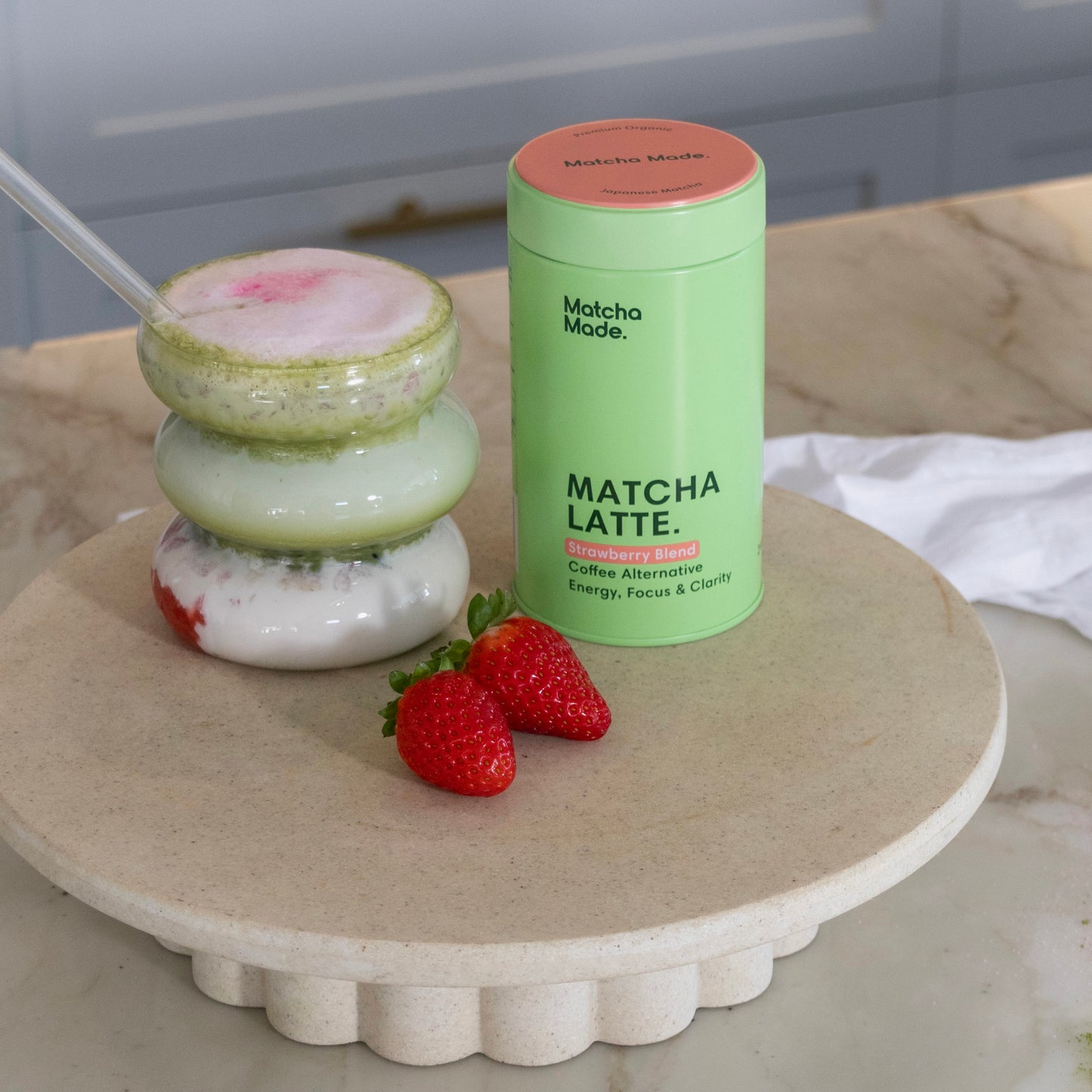 Strawberry Matcha Latté